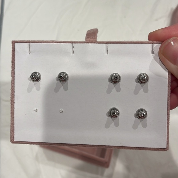 3 sets of Olive + Piper earrings. - Picture 3 of 3